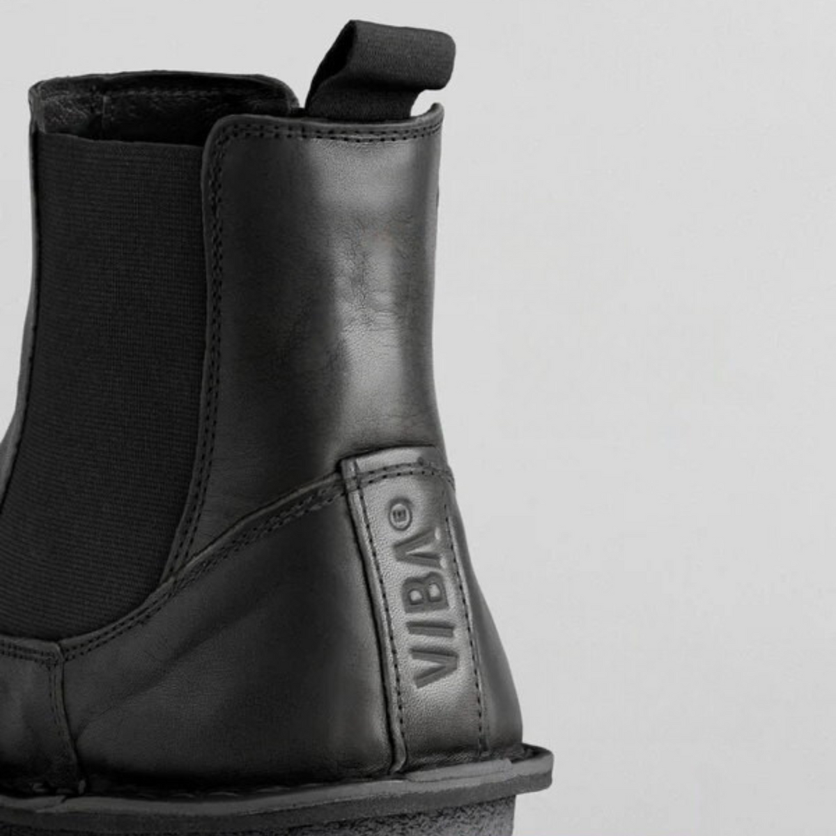 HELSINKI Leather Preto Svart