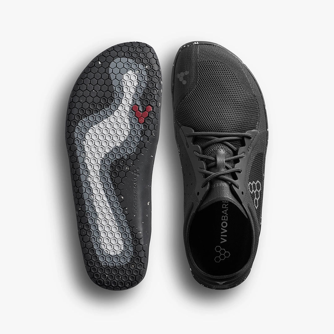 Vivobarefoot Primus Lite III.5 herrsko i färgen Obsidian – ultralätt barfotasko med flexibel sula, bred tåbox och återvunnet mesh för naturlig rörelse och löpning.