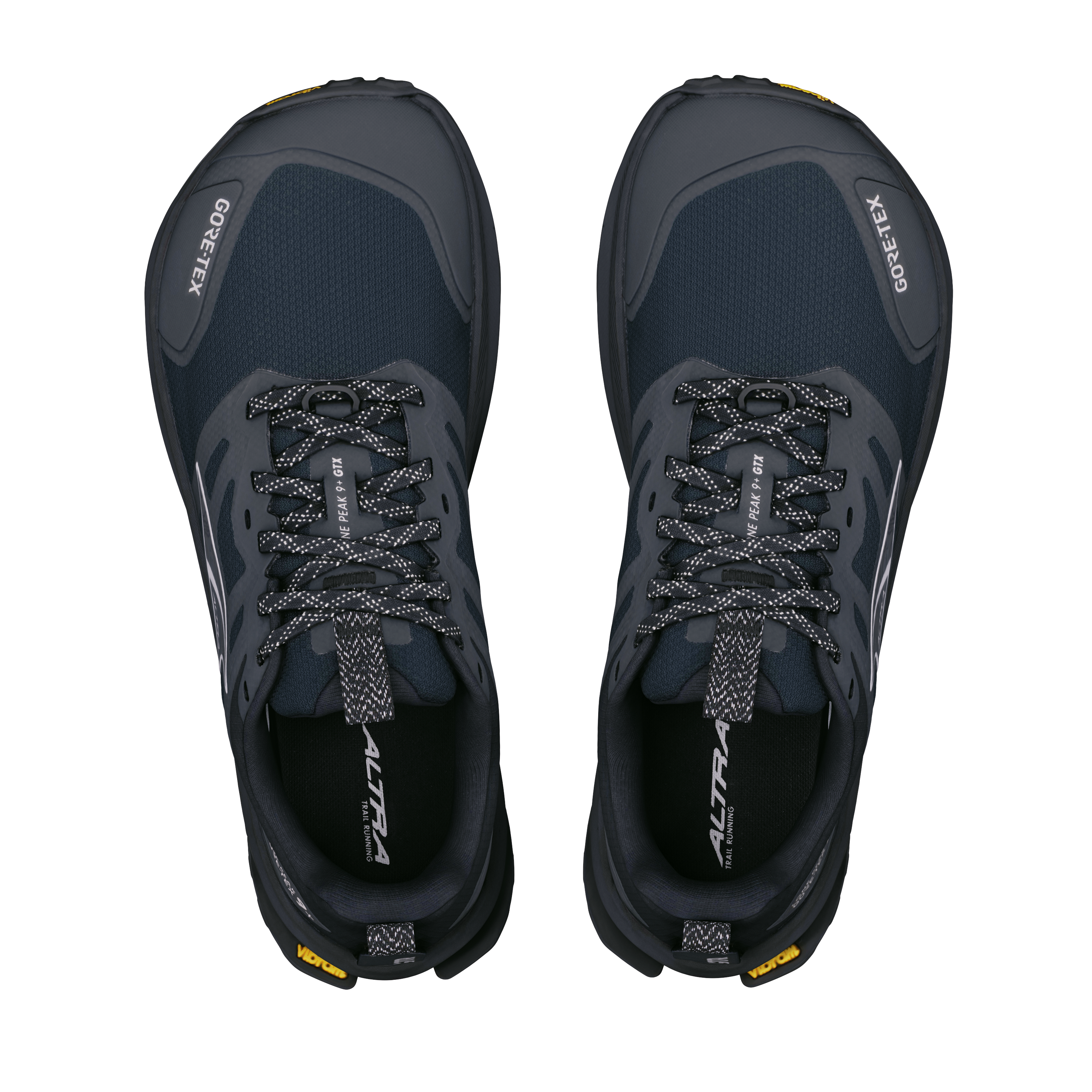 Altra Lone Peak 9+ Gtx Dam Black trailsko, sedd snett framifrån