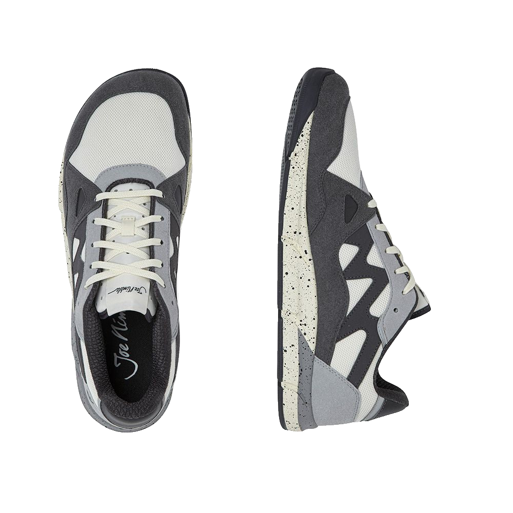 Joe Nimble Sneaker Addict – barfotasko för herr i grå, svart och offwhite med bred tåbox, flexibel yttersula och sportig design.