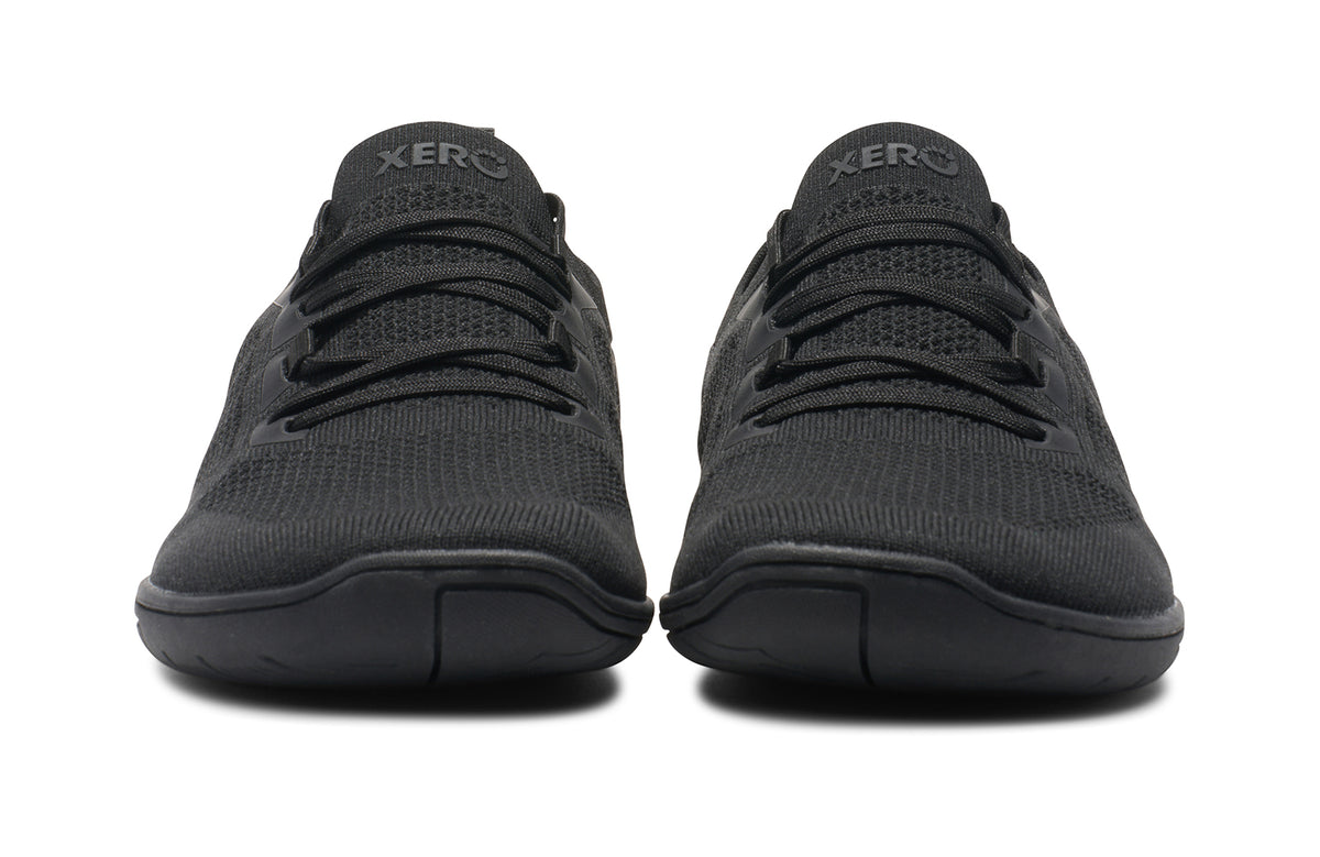 Xero Shoes Nexus Knit Black – helsvart barfotasko i stickad mesh med bred tåbox, noll drop och flexibel yttersula för naturlig rörelse och minimalistisk design.