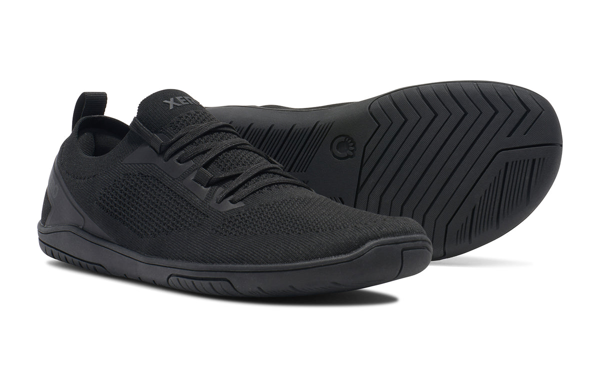 Xero Shoes Nexus Knit Black – helsvart barfotasko i stickad mesh med bred tåbox, noll drop och flexibel yttersula för naturlig rörelse och minimalistisk design.