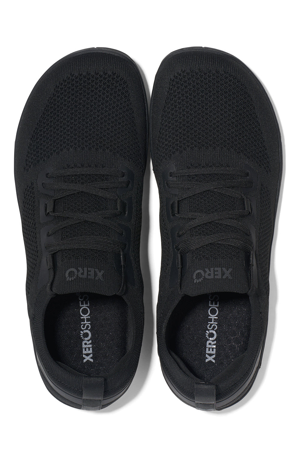 Xero Shoes Nexus Knit Black – helsvart barfotasko i stickad mesh med bred tåbox, noll drop och flexibel yttersula för naturlig rörelse och minimalistisk design.