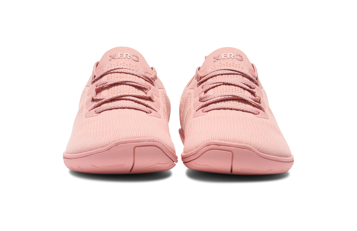 Xero Shoes Nexus Knit Pink Sand – barfotasko i stickad rosa mesh med flexibel sula, bred tåbox och noll drop för naturlig komfort och rörelsefrihet.