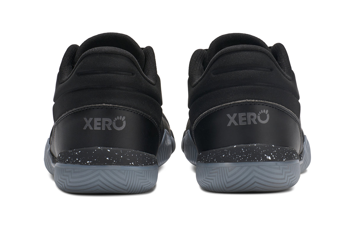 Xero Shoes X1 Low herrsko i svart – minimalistisk barfotasko med bred tåbox, noll drop och lätt, flexibel design för löpning och vardagsrörelse.