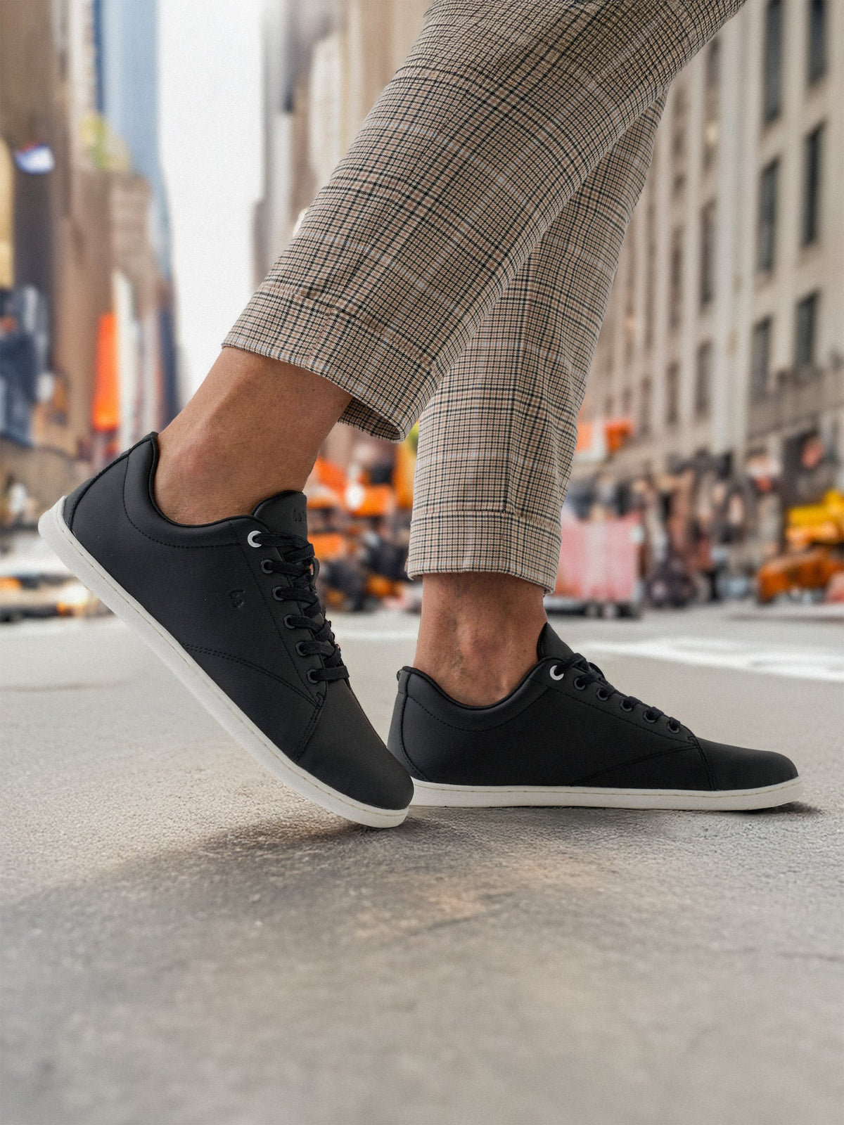 Core Barefoot Sneakers BeLenka Svart