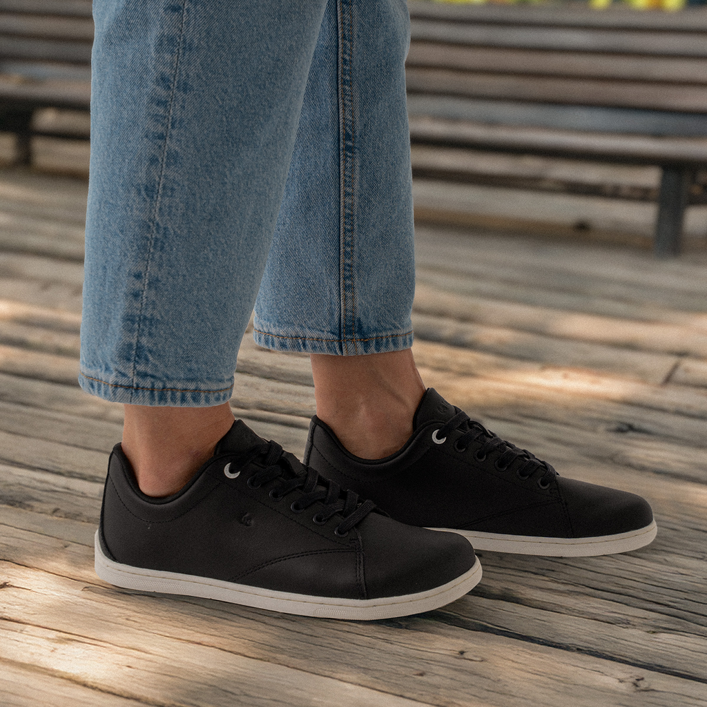 Core Barefoot Sneakers BeLenka Svart