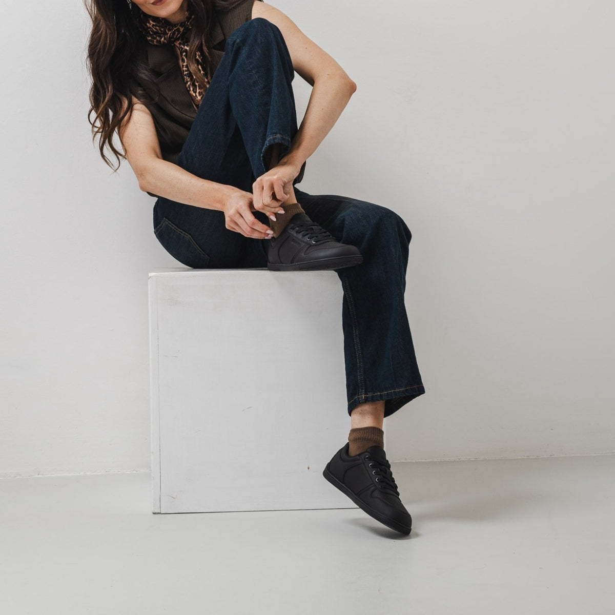 Be Lenka Echo Unisex All Black