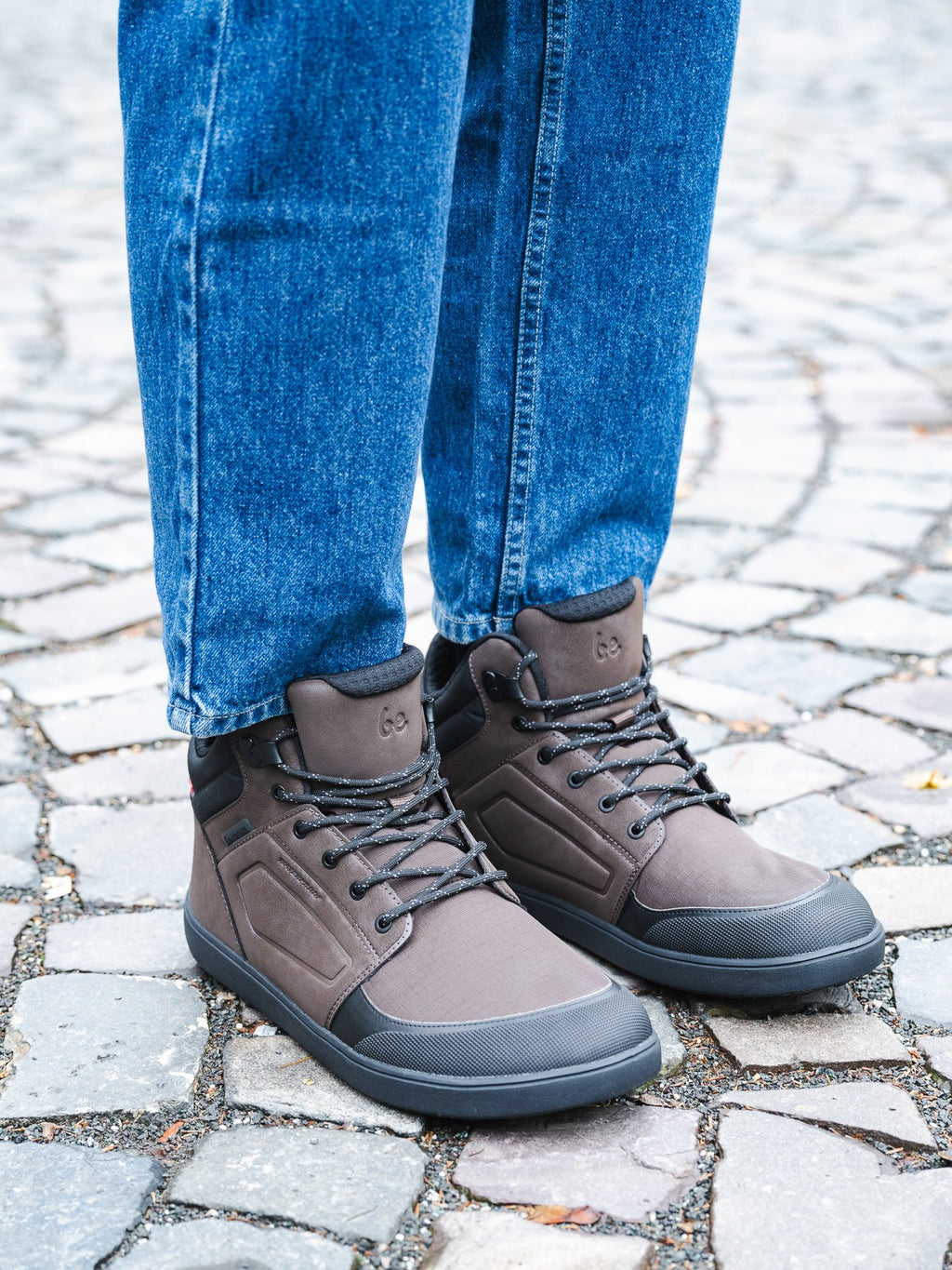 Be Lenka Arctic Edge Dark Brown – snett framifrån