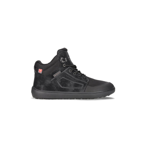 Be Lenka Arctic Edge All Black – vinterkänga i vintermiljö
