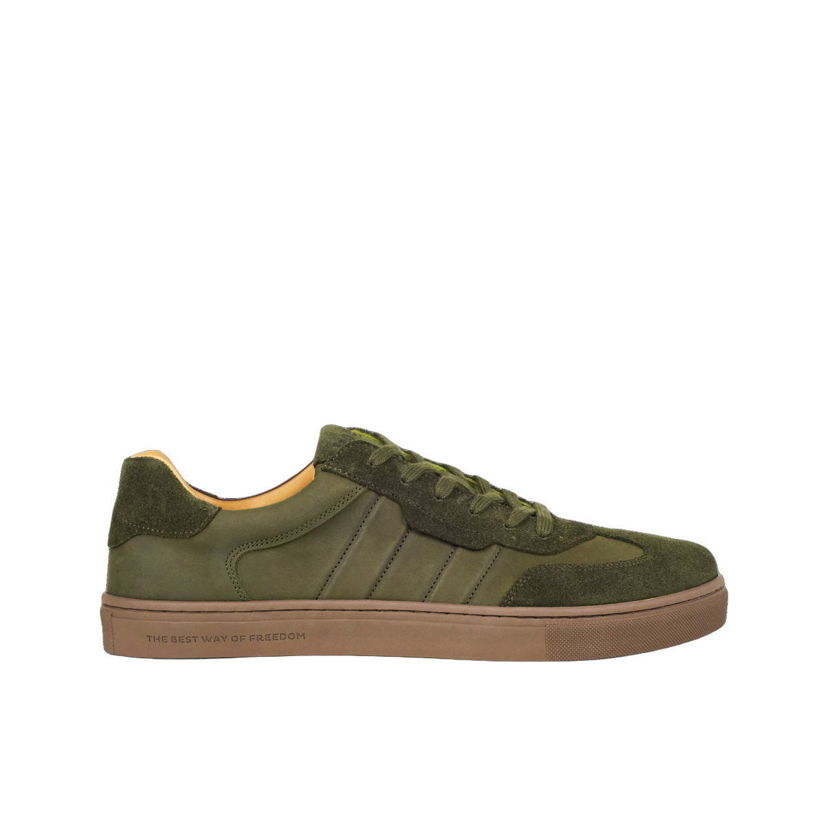 Koel Helio Suede Herr Olive, sedd från sidan