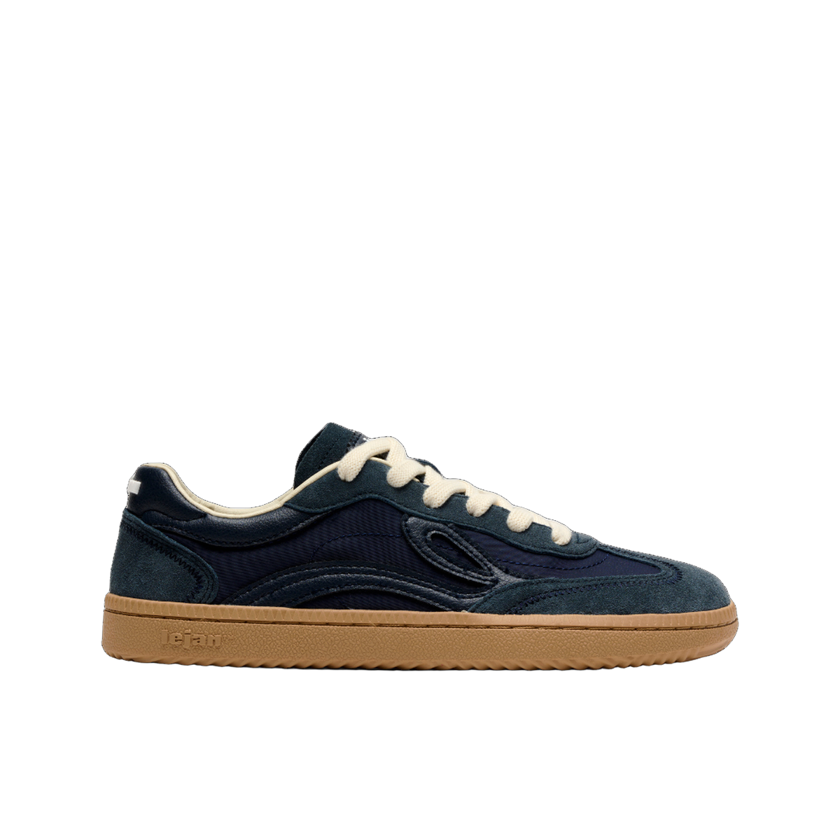 Lejan One Unisex Navy sneaker, sedd från sidan
