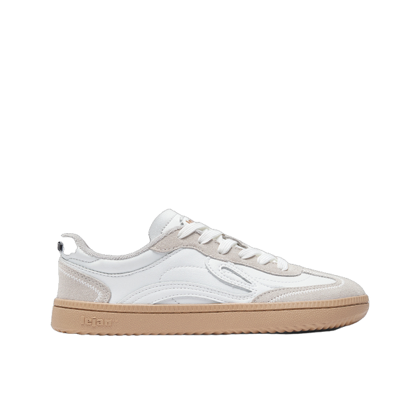 Lejan One Mocka Unisex White sneaker, sedd från sidan