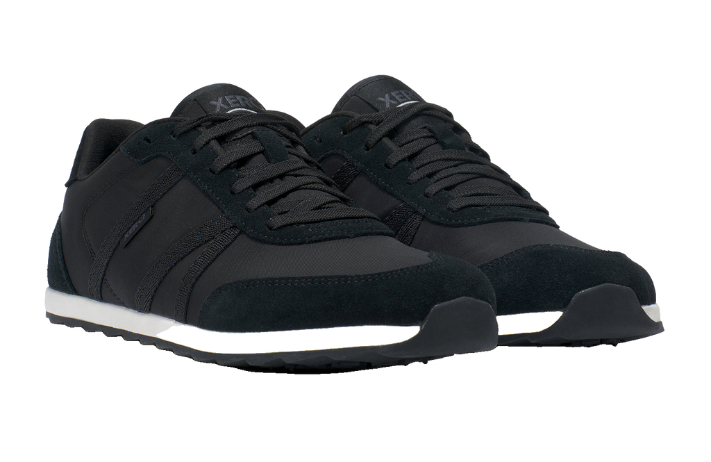Xero Shoes Wynn Black – minimalistisk barfotasko i svart med retrodesign, bred tåbox och noll drop för naturlig rörelse och komfort