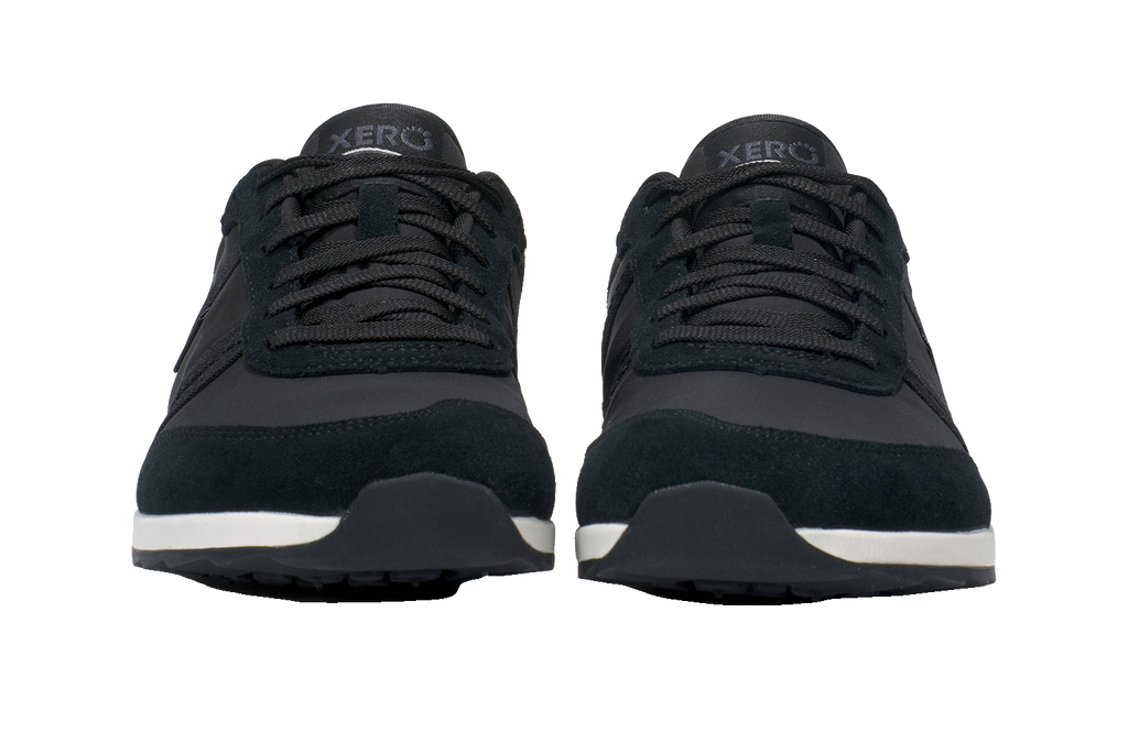 Xero Shoes Wynn Black – minimalistisk barfotasko i svart med retrodesign, bred tåbox och noll drop för naturlig rörelse och komfort