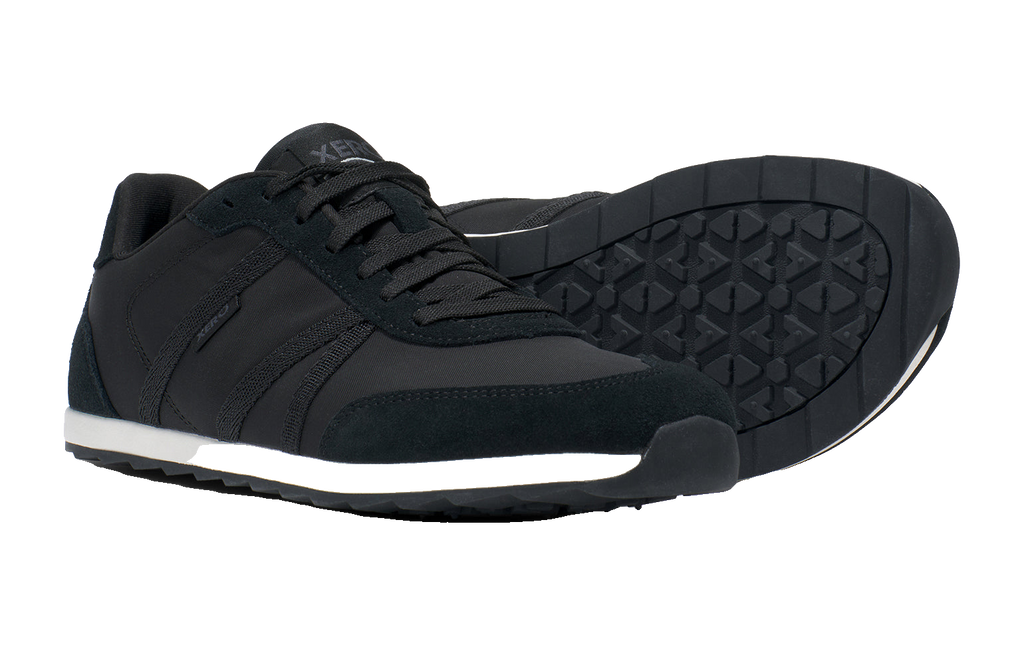 Xero Shoes Wynn Black – minimalistisk barfotasko i svart med retrodesign, bred tåbox och noll drop för naturlig rörelse och komfort